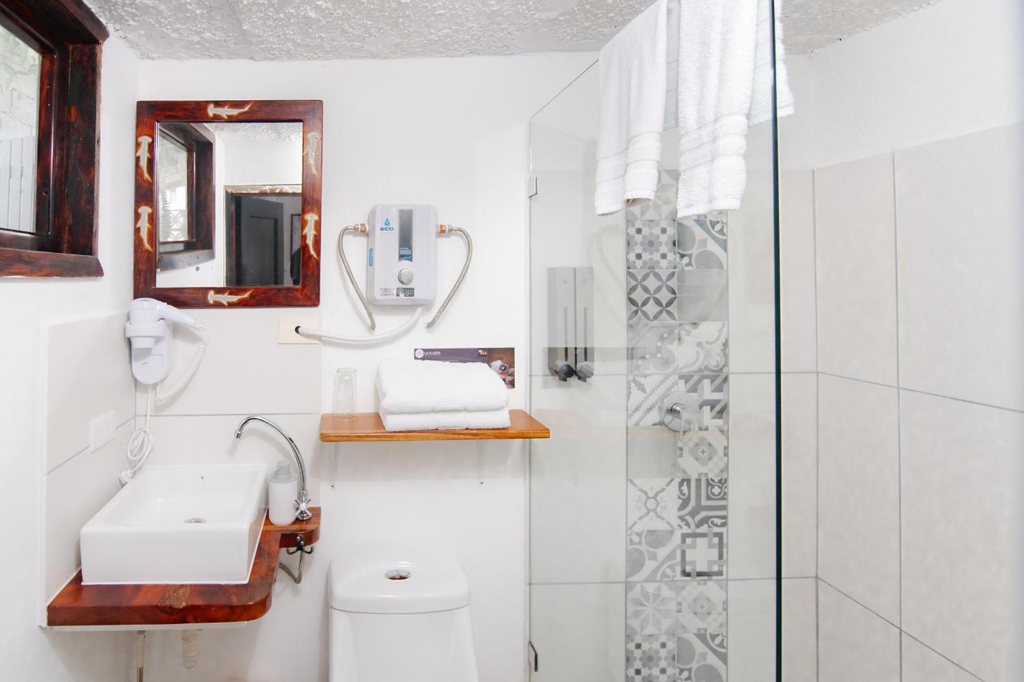 La K-Leta Boutique Guesthouse プエルトアヨラ エクステリア 写真
