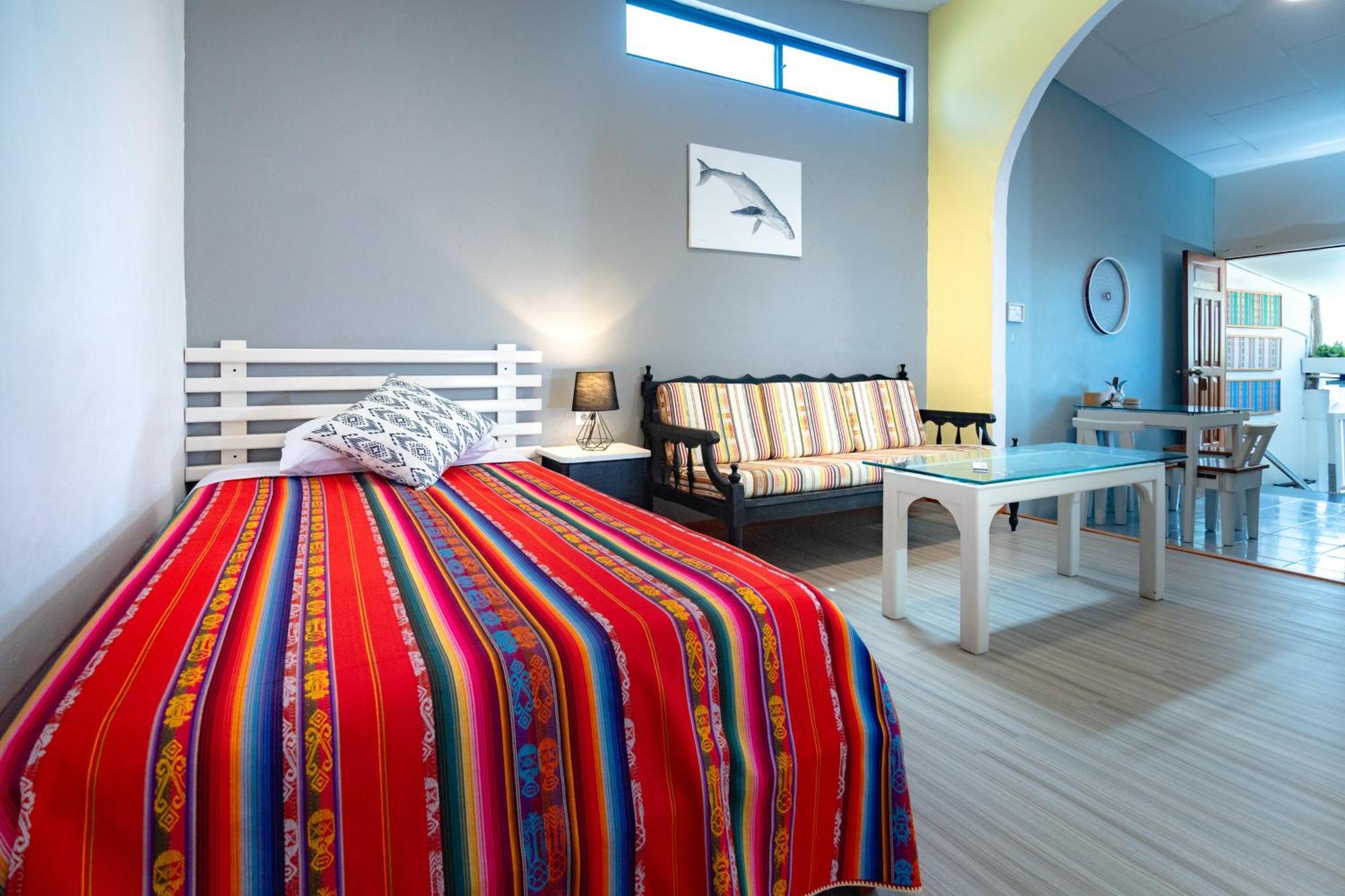 La K-Leta Boutique Guesthouse プエルトアヨラ エクステリア 写真
